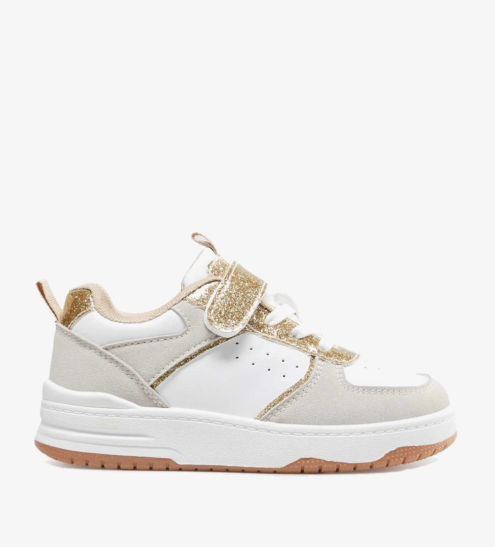 Sneaker