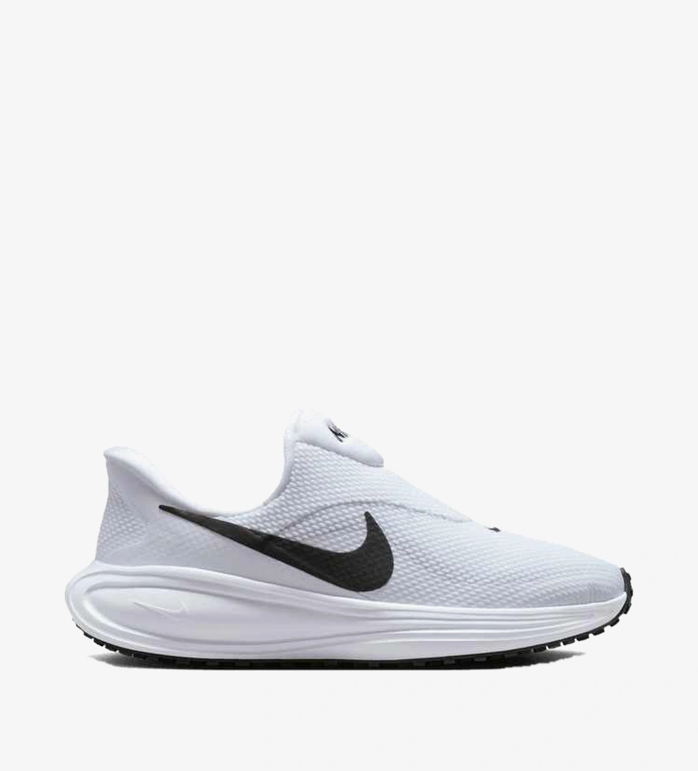Nike Beyaz Nike Revolution 8