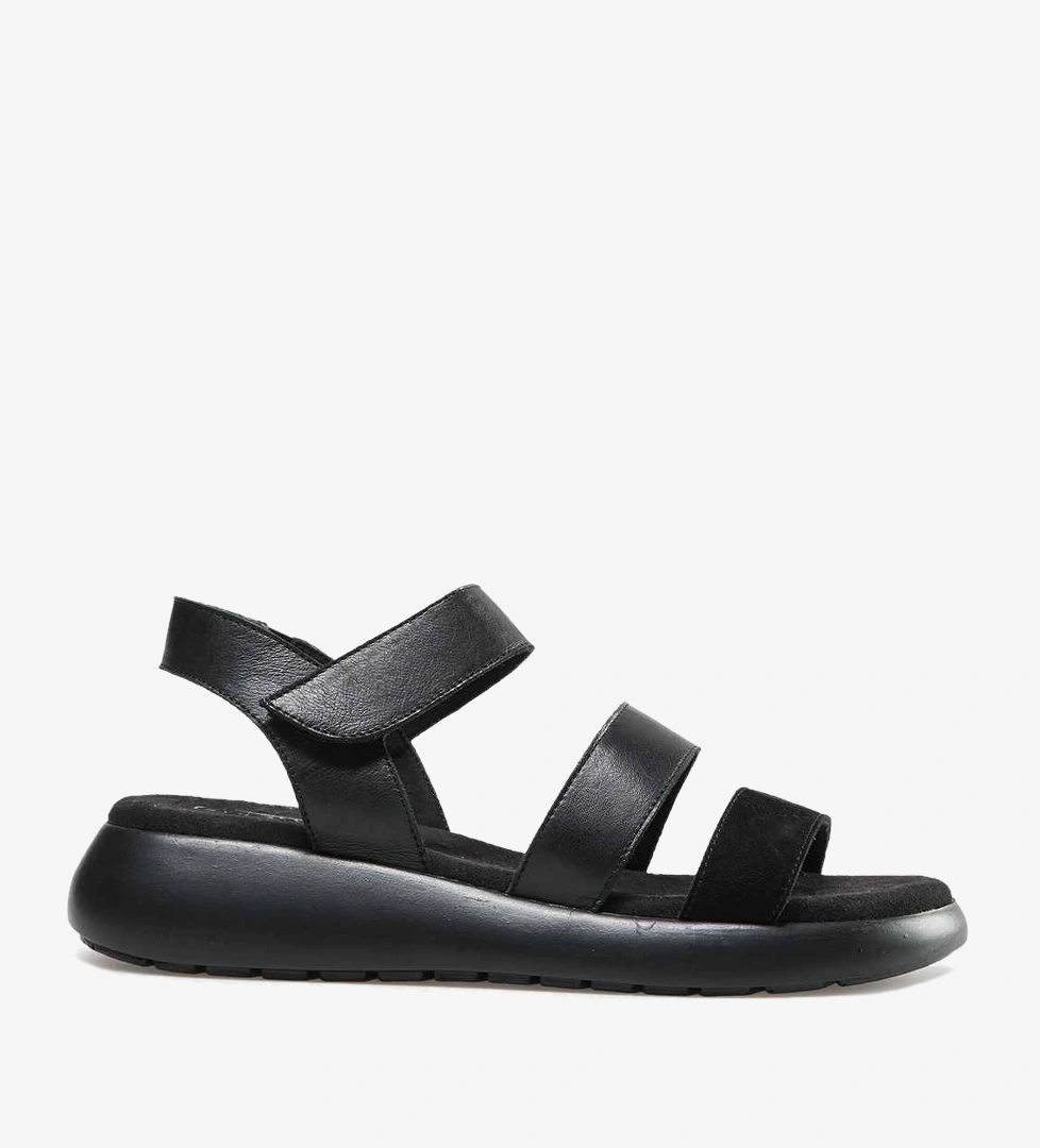 Sandal