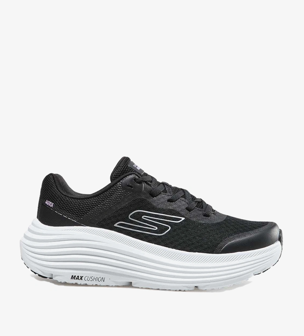 PERFORMANCE Sneaker