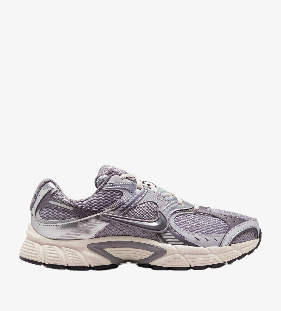 V5 RNR Sneaker