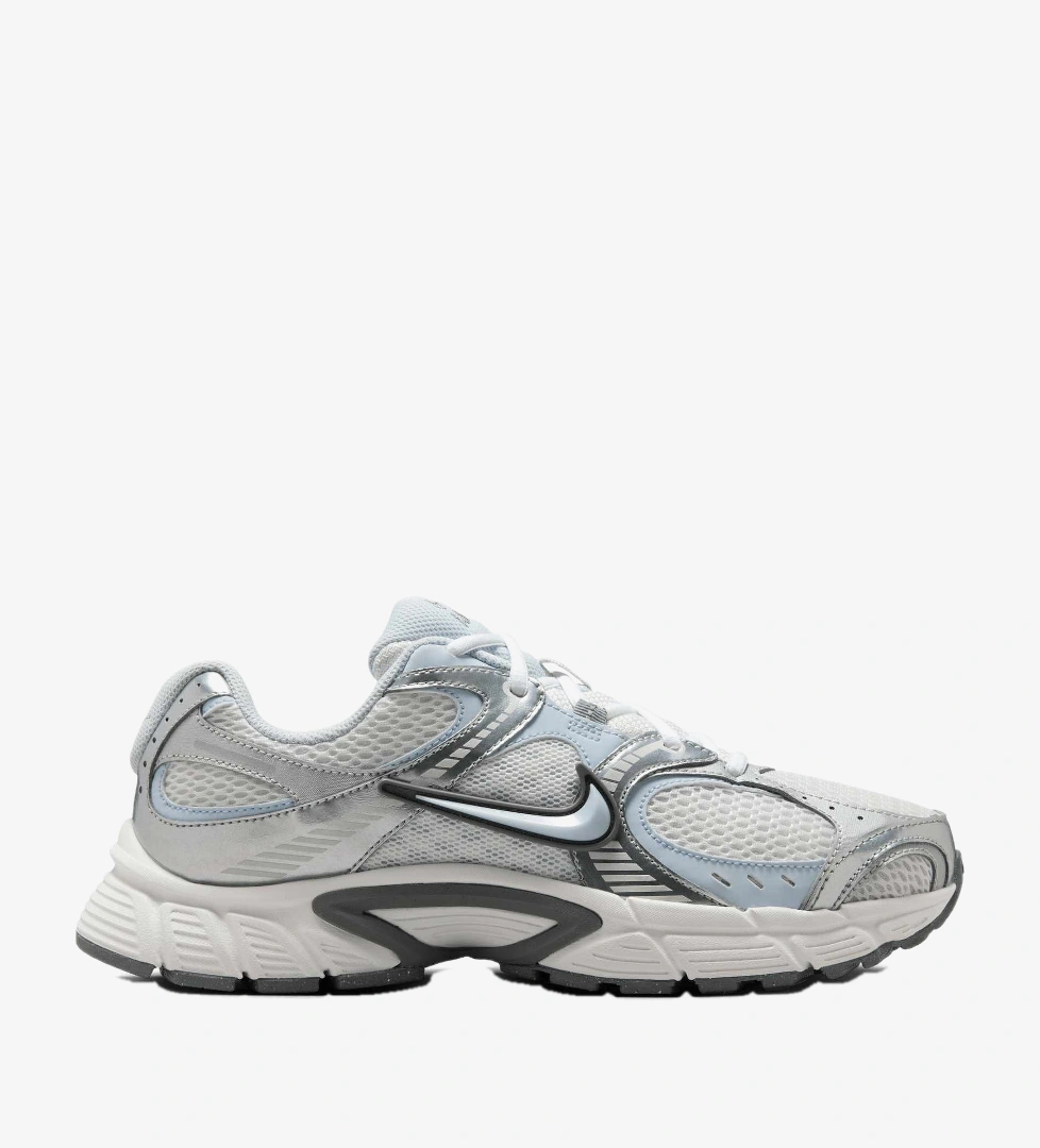 V5 RNR Sneaker