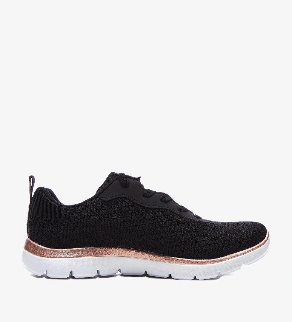 SUMMITS Sneaker