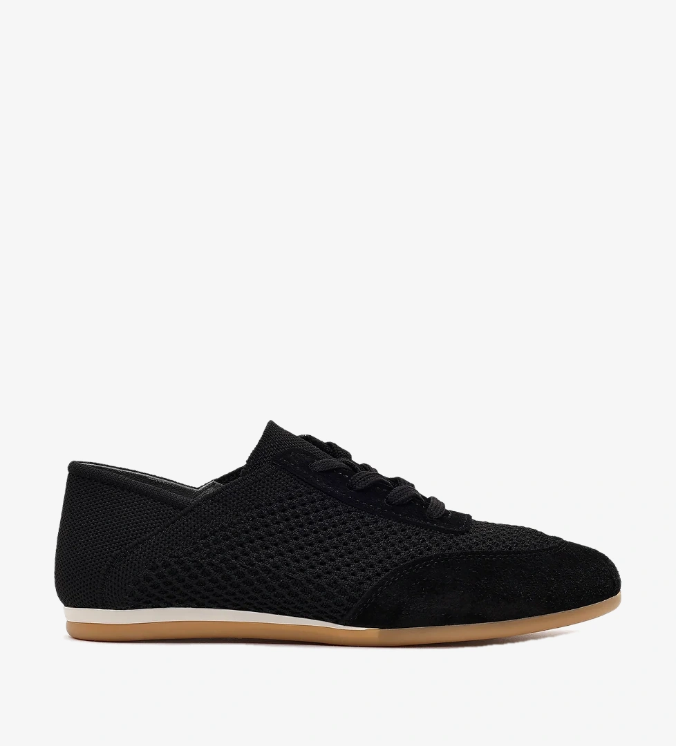 Kadın Siyah Bağcıklı Deri Sneaker