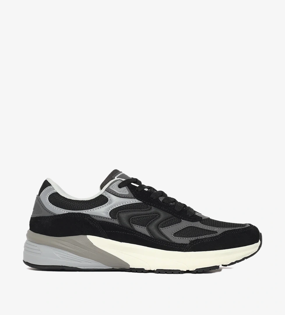 Erkek Siyah Kalın Tabanlı Bağcıklı Deri Sneaker