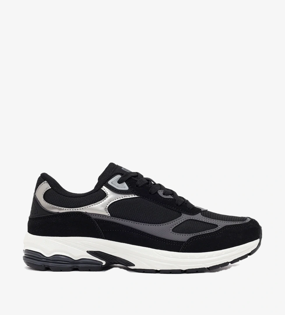 Erkek Siyah Kalın Tabanlı Bağcıklı Sneaker