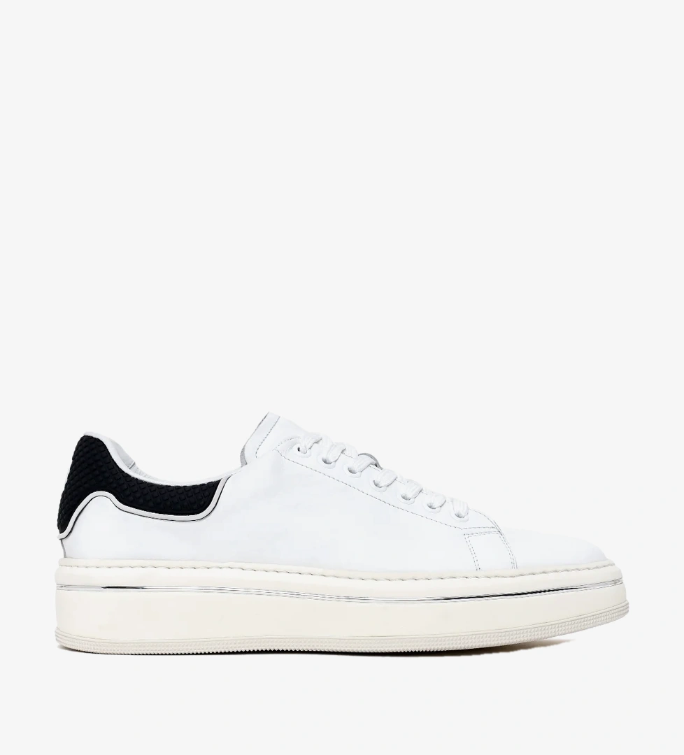 Erkek Beyaz Bağcıklı Kalın Tabanlı Deri Sneaker