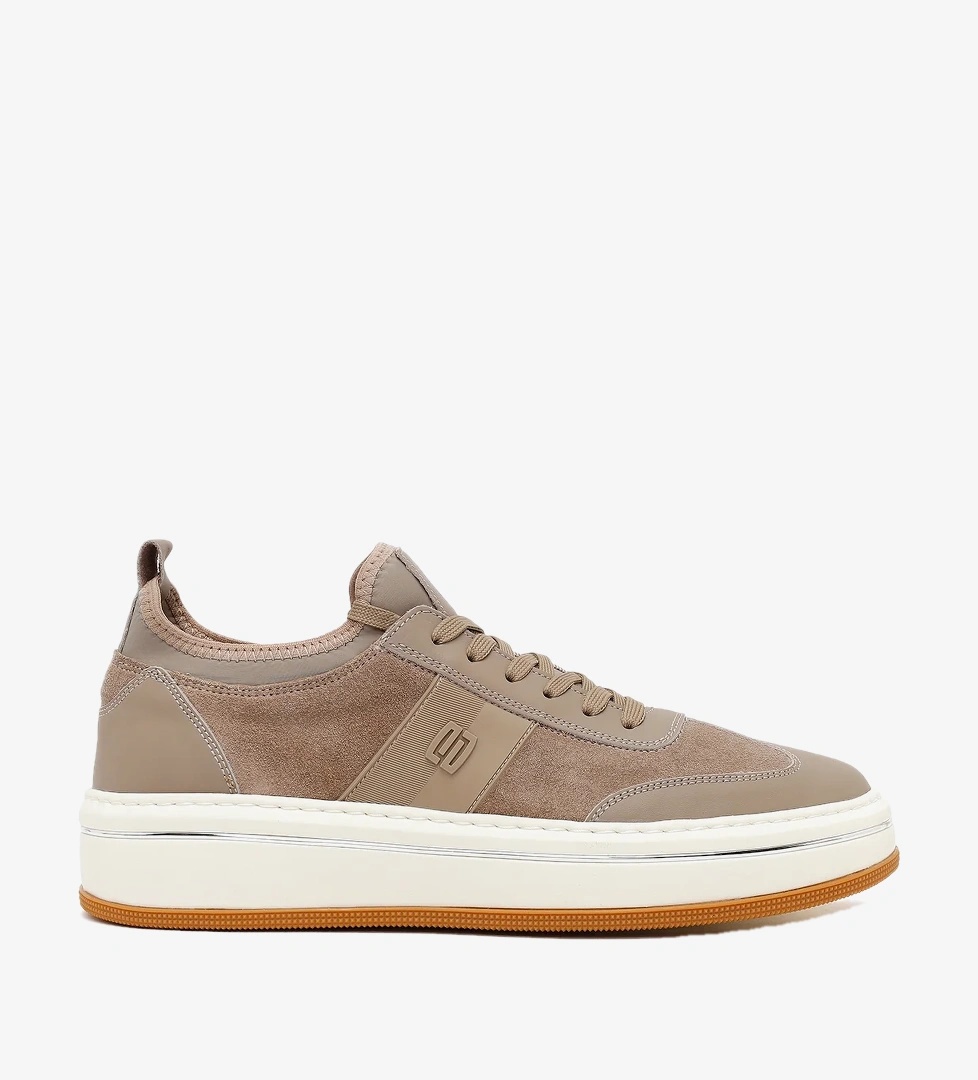 Erkek Bej Bağcıklı Kalın Tabanlı Deri Sneaker