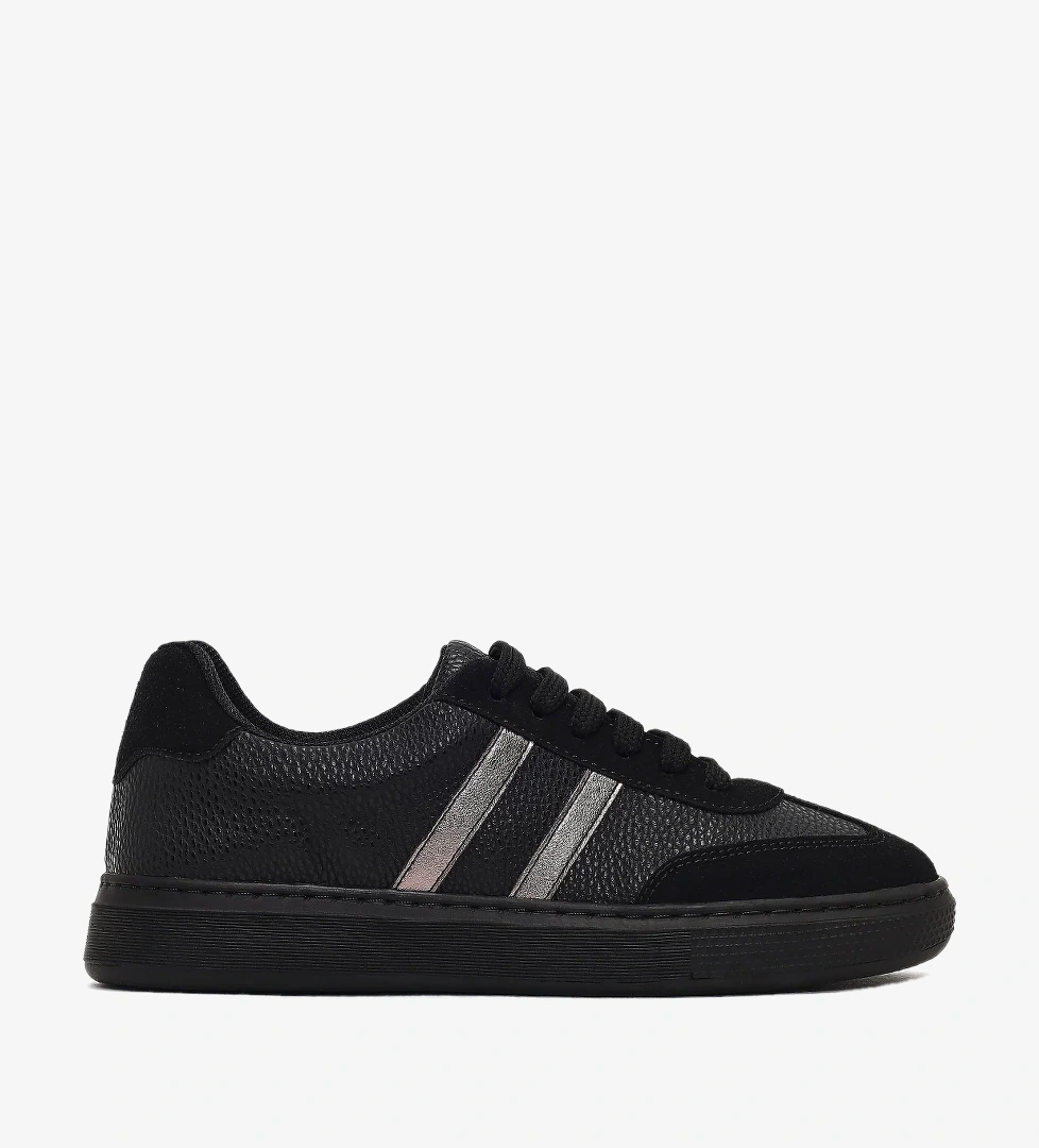 Kadın Siyah Bağcıklı Sneaker