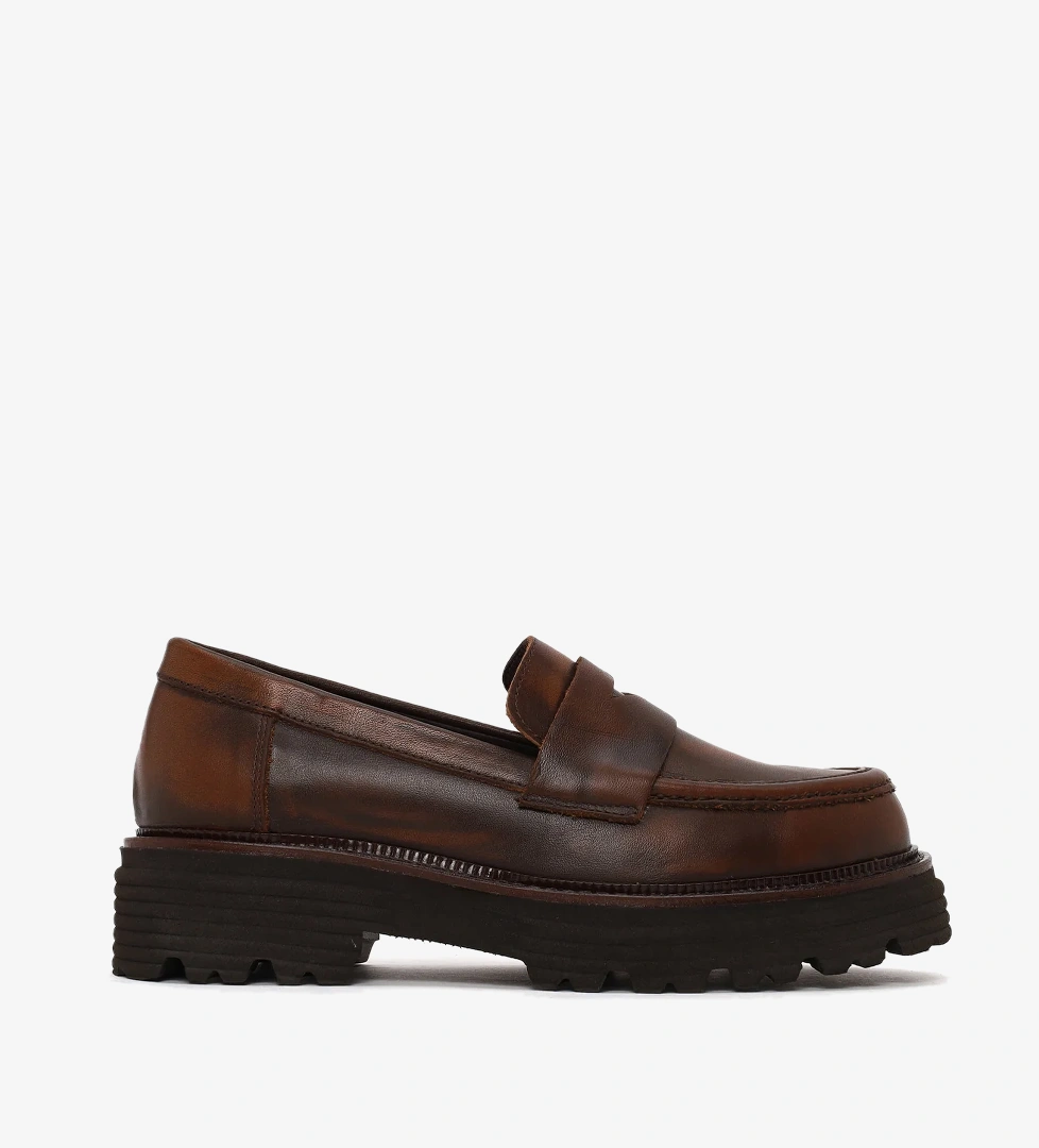 Kadın Kahverengi Kalın Tabanlı Deri Maskülen Loafer