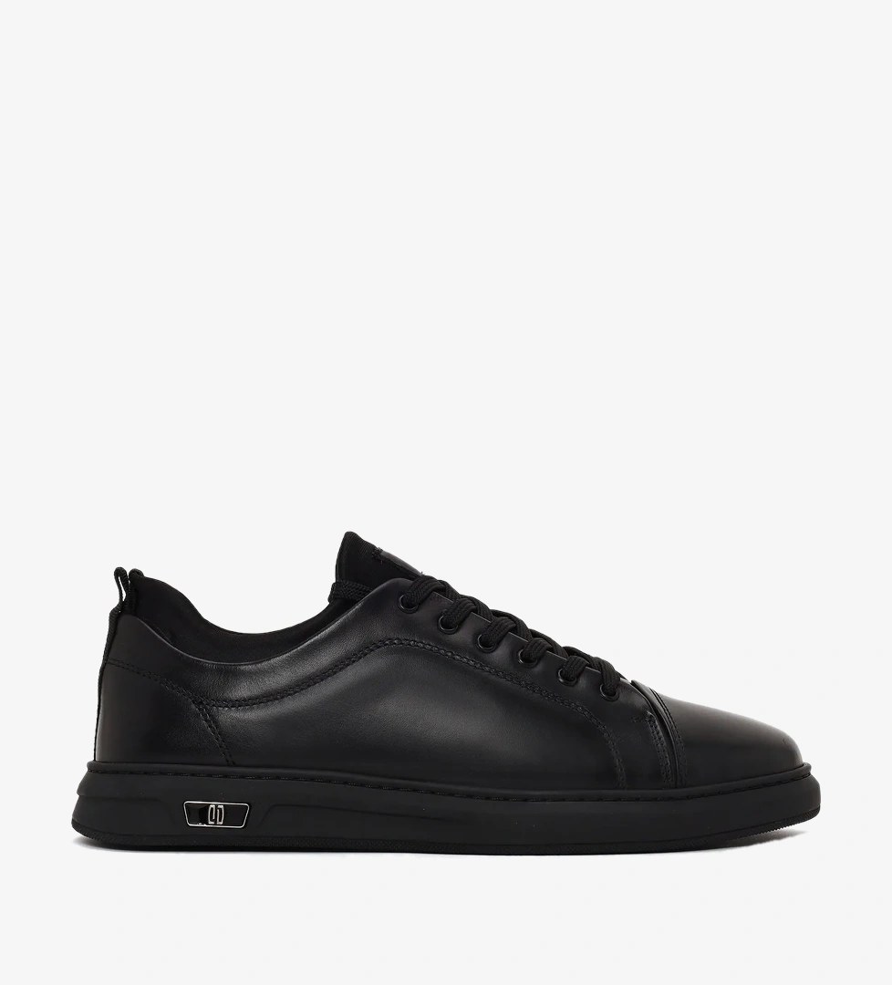 Erkek Siyah Bağcıklı Deri Sneaker