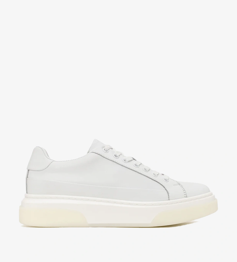 Erkek Beyaz Bağcıklı Kalın Tabanlı Deri Sneaker