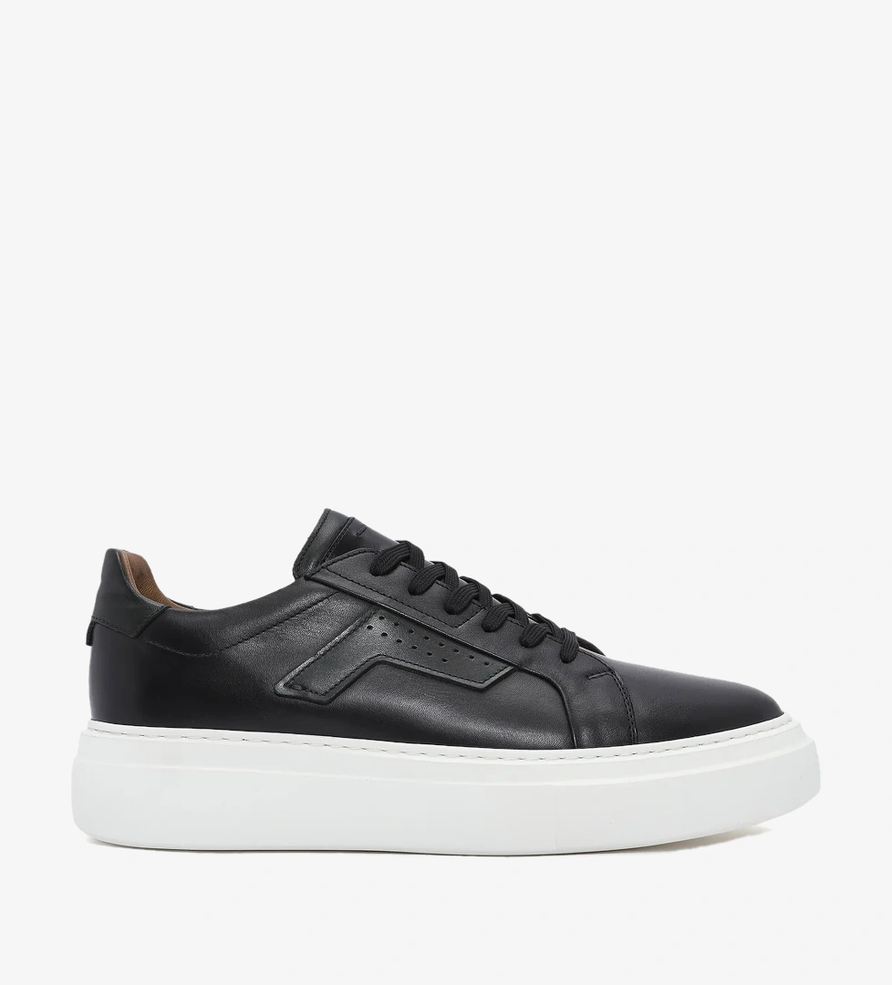 Erkek Siyah Bağcıklı Kalın Tabanlı Deri Sneaker