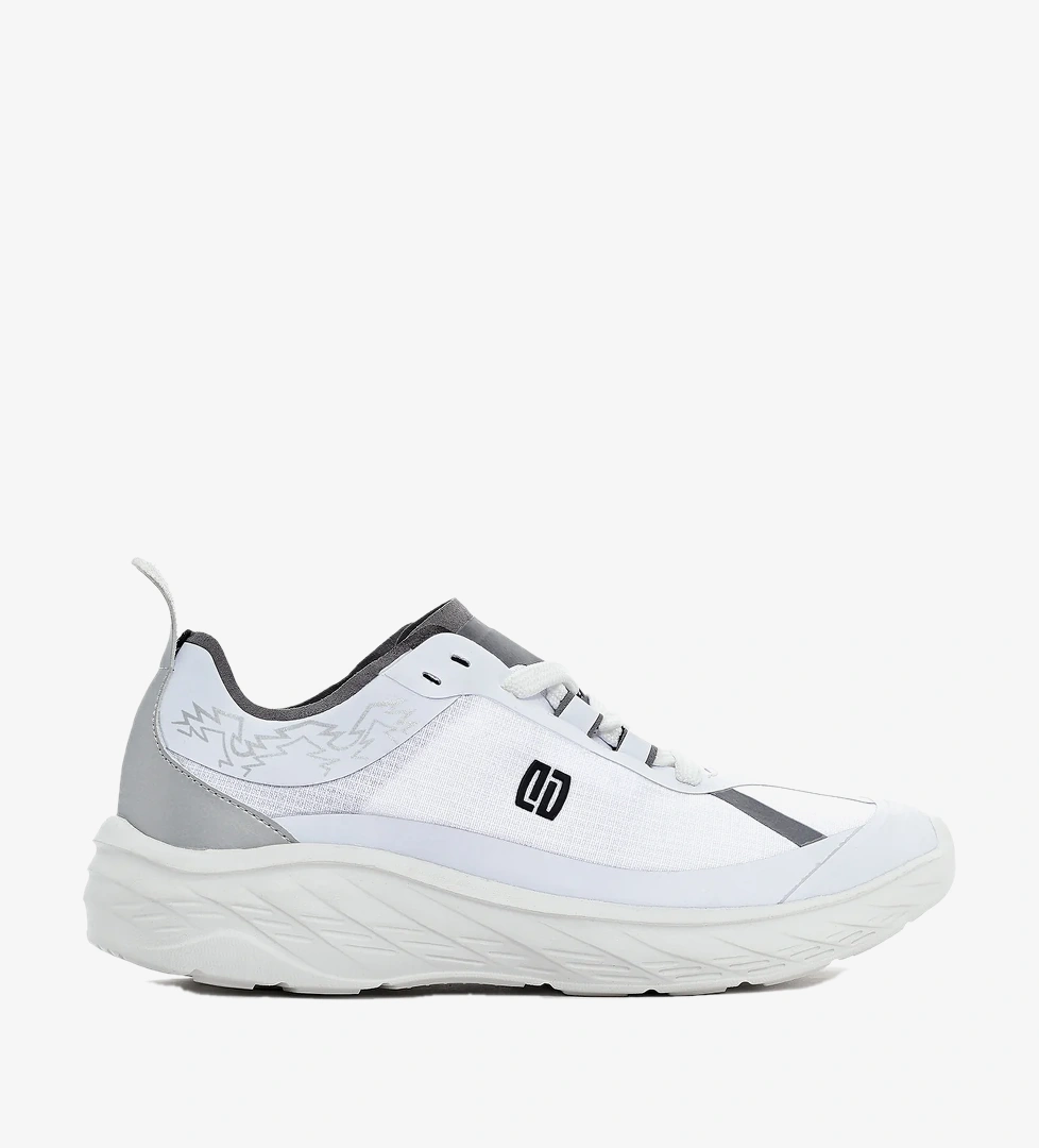 Kadın Beyaz Bağcıklı Kalın Tabanlı Sneaker