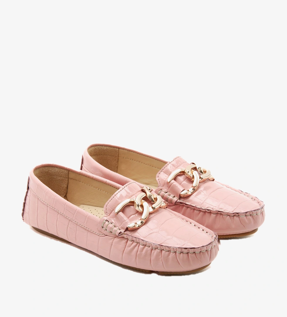 Desa Pembe Desa Kroko