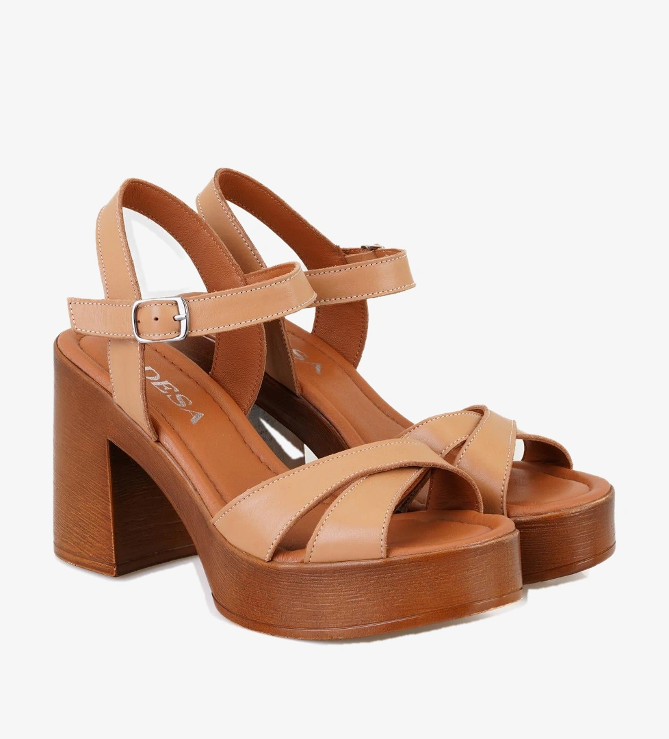 Desa Beyaz Desa Deri Kadın Platform Topuklu Sandalet