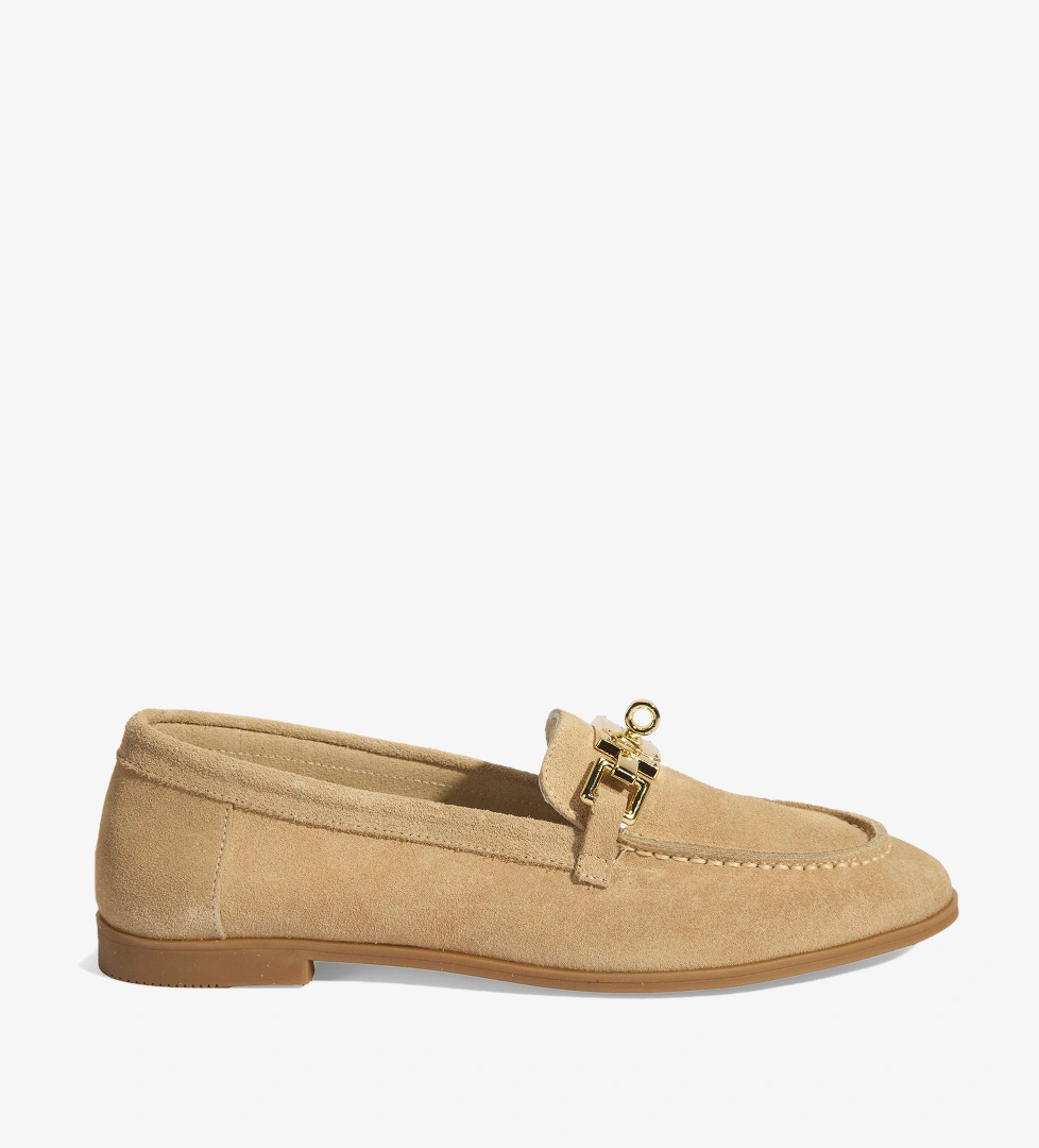 Kadın Bej Kilit Aksesuarlı Slip-On Süet Loafer