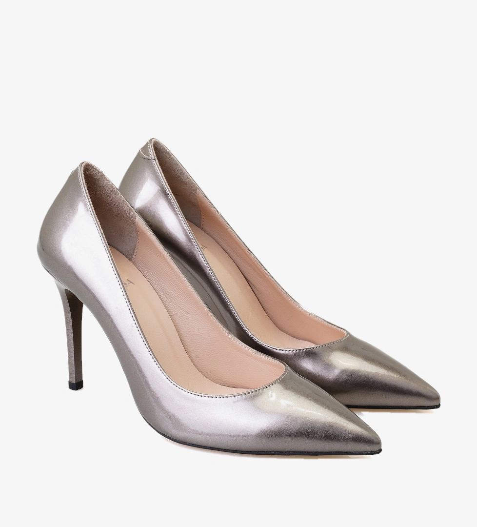 Desa Gri Desa Stiletto