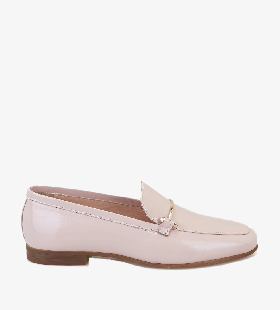 Desa Pembe Desa Rugan