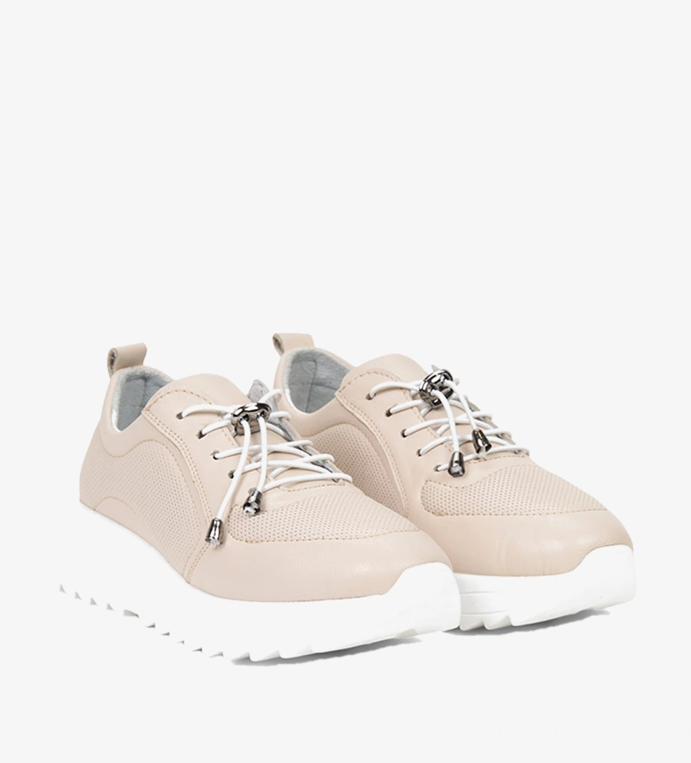 Kadın Kırık Beyaz Lastik Bağcıklı Dolgu Topuklu Deri Sneaker