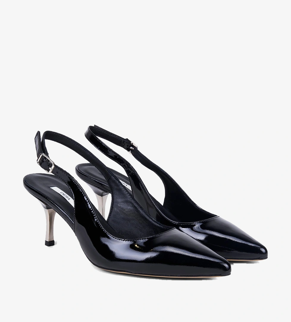Desa Siyah Desa Slingback Sivri