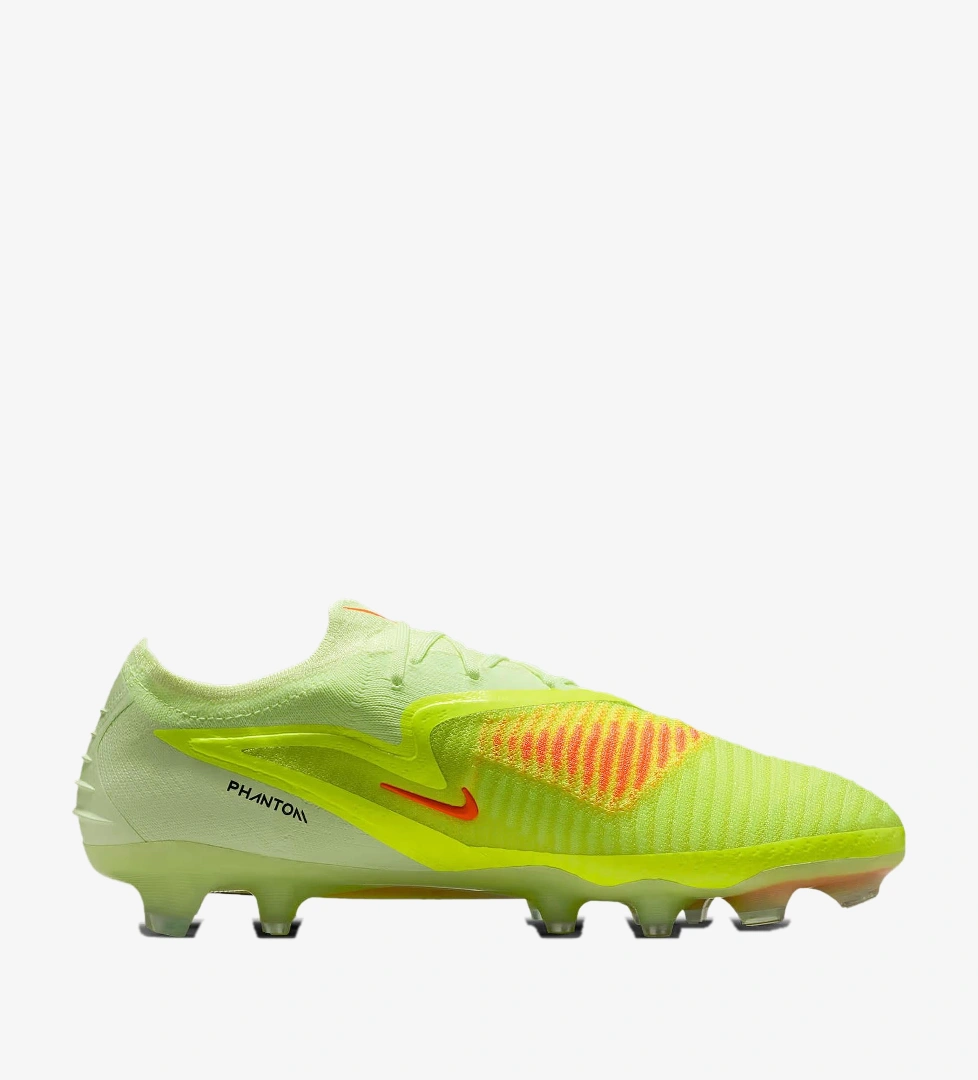 Nike Phantom 6 Low Elite FG Erkek Krampon