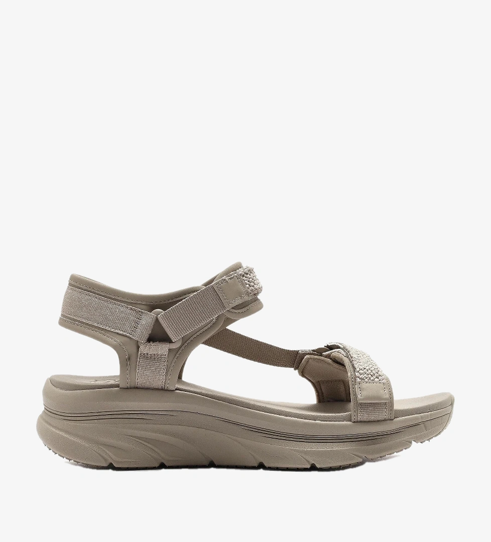 Skechers D'lux Walker Pretty Field Kadın Sandalet
