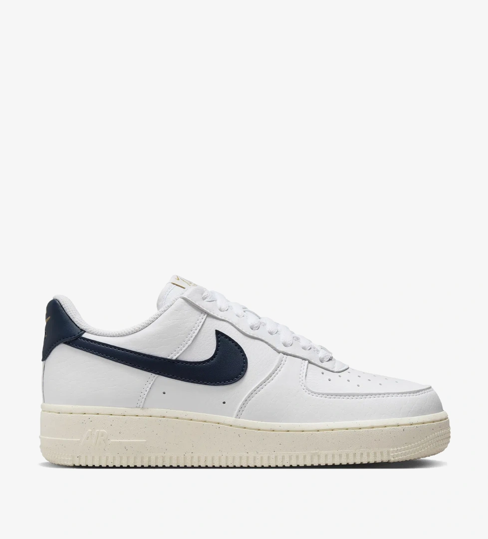 Nike Air Force 1 '07 Next Nature Kadın Beyaz Spor Ayakkabı - Görsel 1