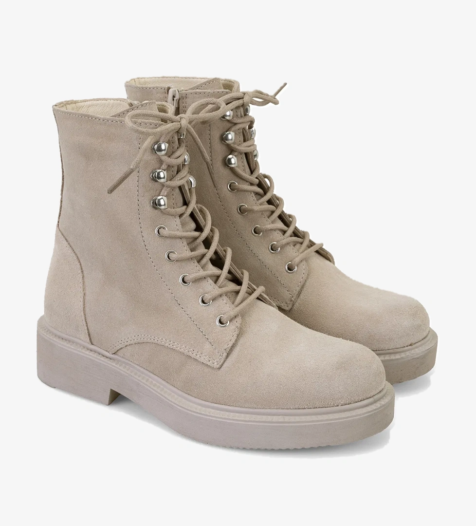 Desa Kadın Bej Kahve Fermuarlı Süet Deri Bot model görseli