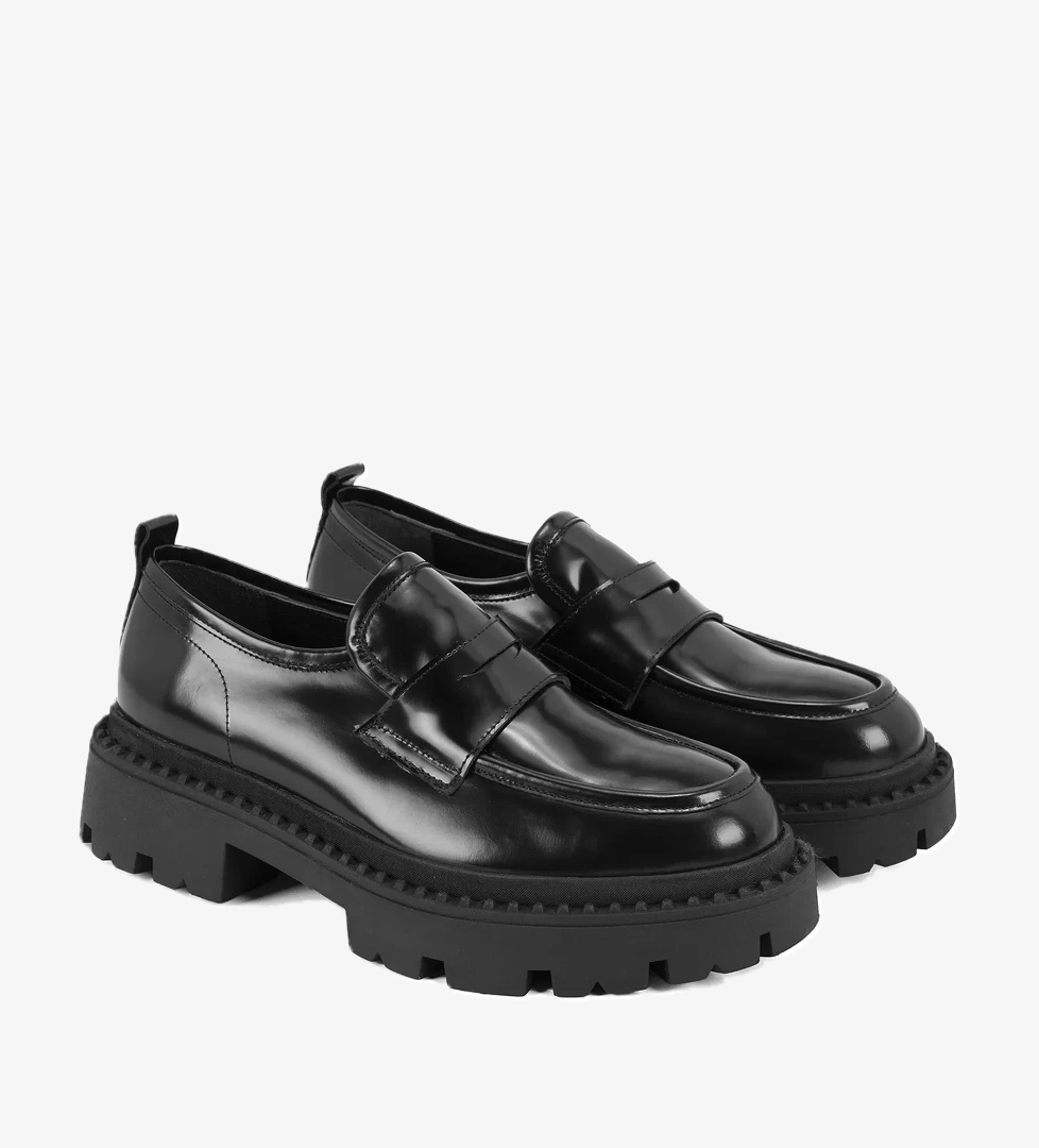 Desa Kadın Siyah Deri Loafer model görseli