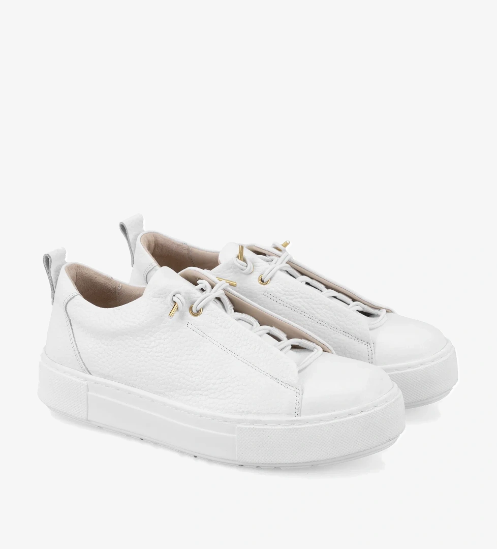 Desa Kadın Beyaz Deri Spor Ayakkabı model görseli