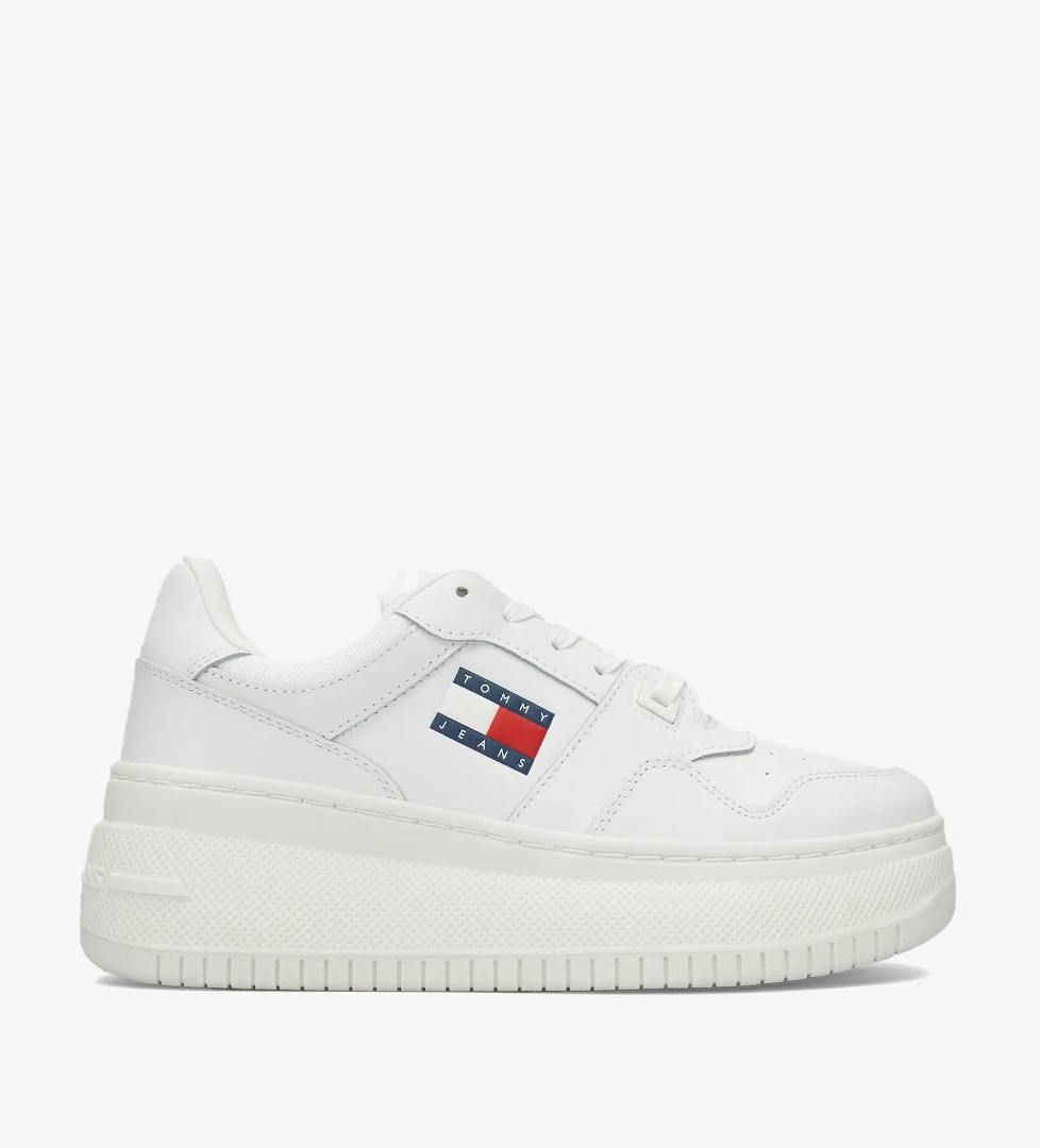Tommy Hilfiger Tommy Jeans Retro Basket Platform Kadın Beyaz Spor Ayakkabı model görseli