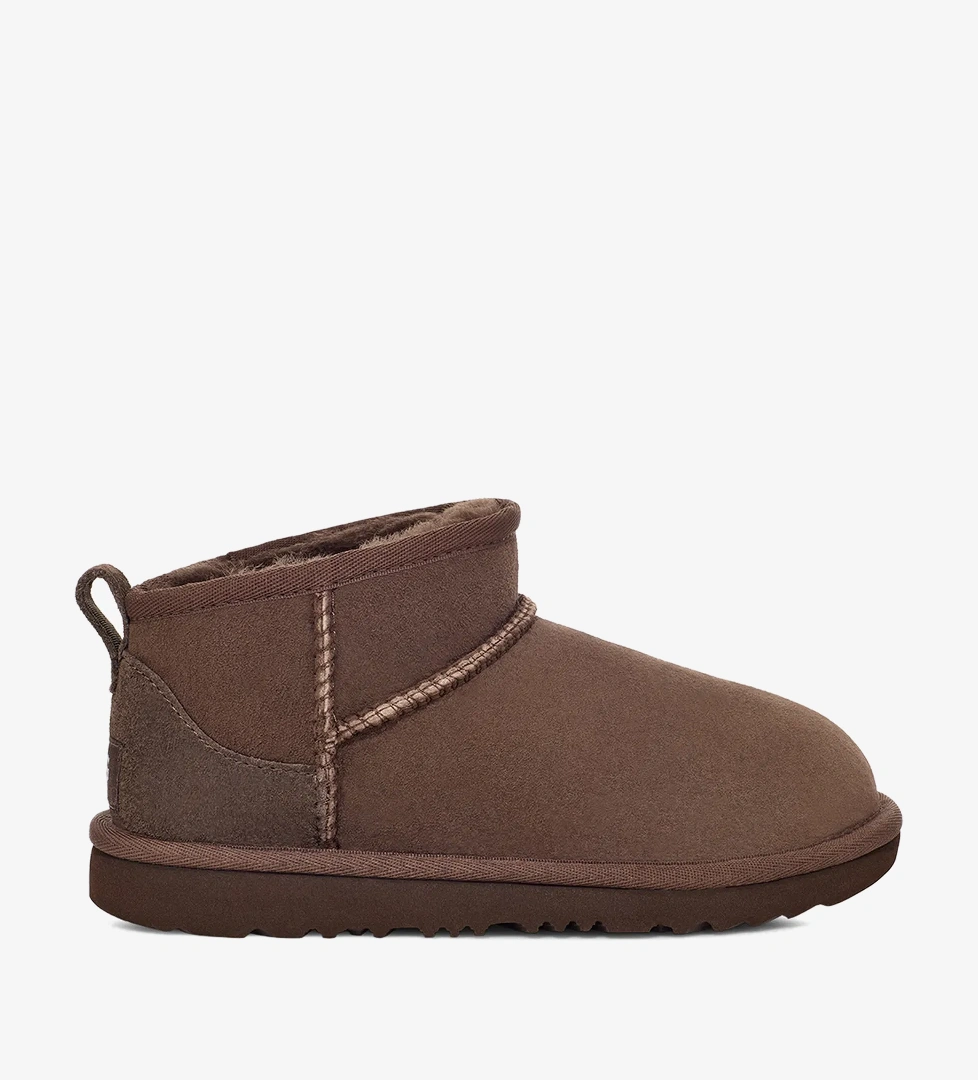 UGG Classic Ultra Mini Çocuk Koyu Kahverengi Bot - Görsel 1