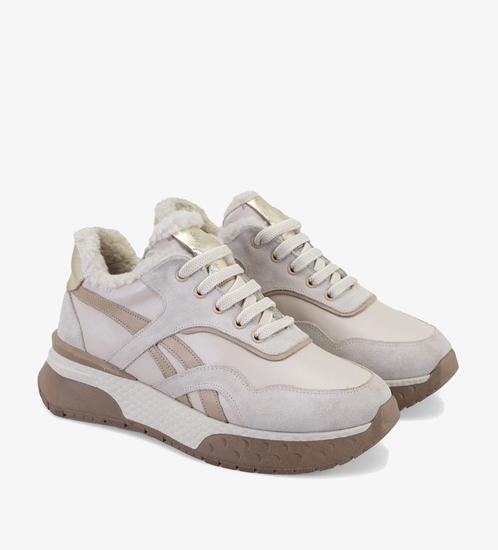 Kadın Bej Süet Deri Spor Ayakkabı