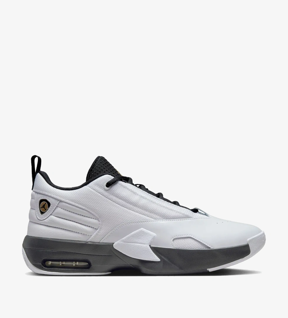 Jordan Max Aura 6 Erkek Beyaz Spor Ayakkabı - Görsel 1