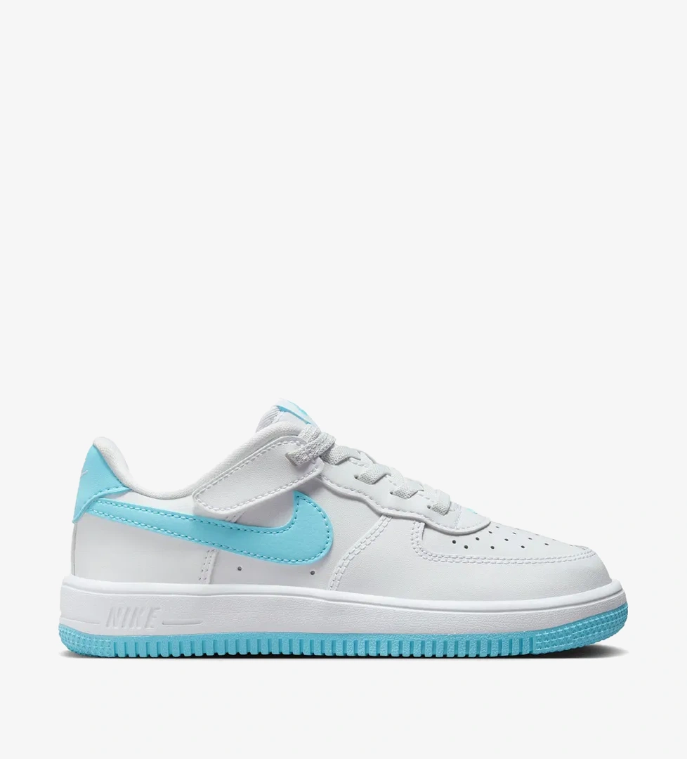 Nike Nike Force 1 Low EasyOn Çocuk Beyaz Spor Ayakkabı model görseli