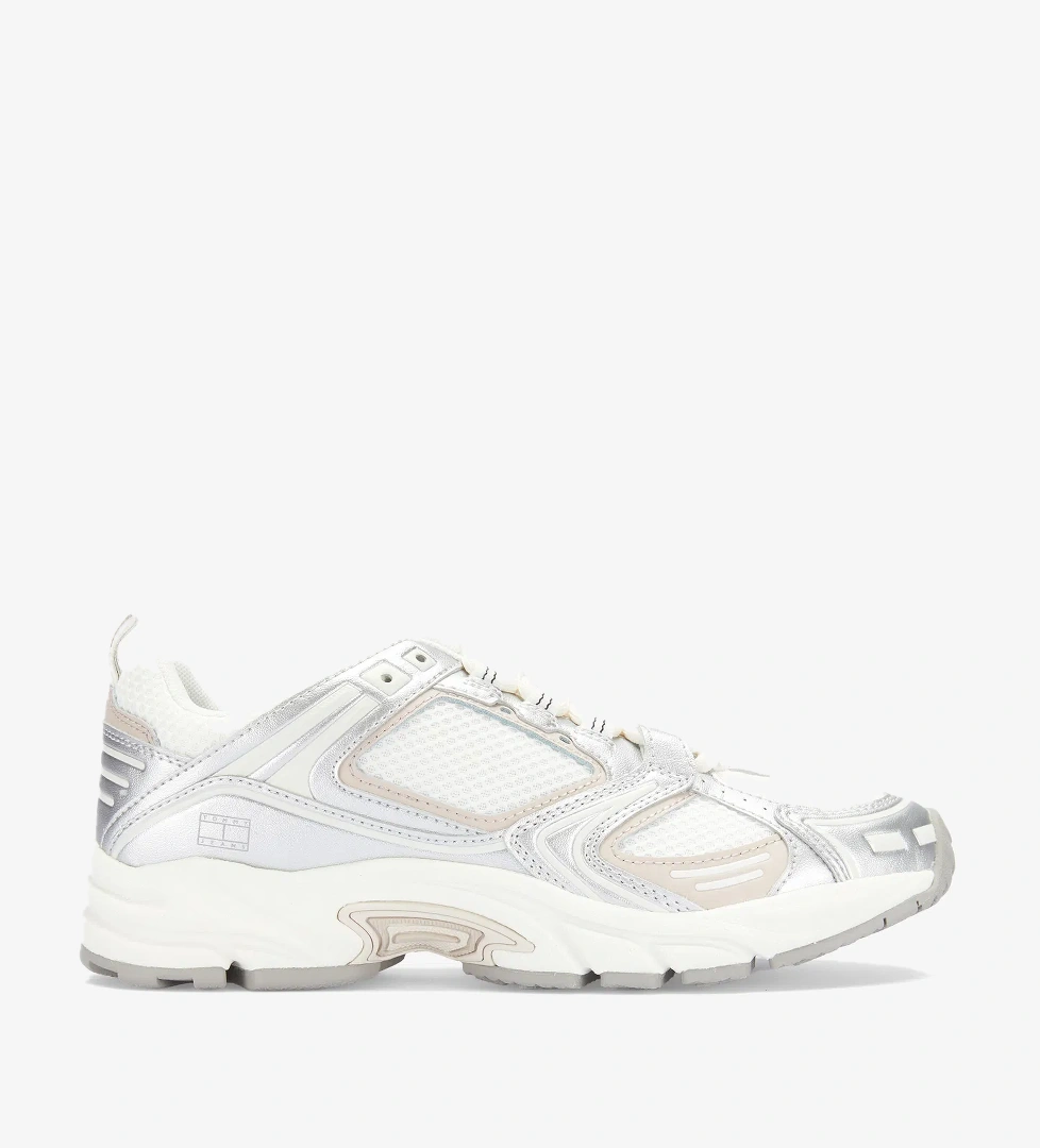 Tommy Hilfiger Tommy Jeans Archive Kadın Gri Spor Ayakkabı model görseli