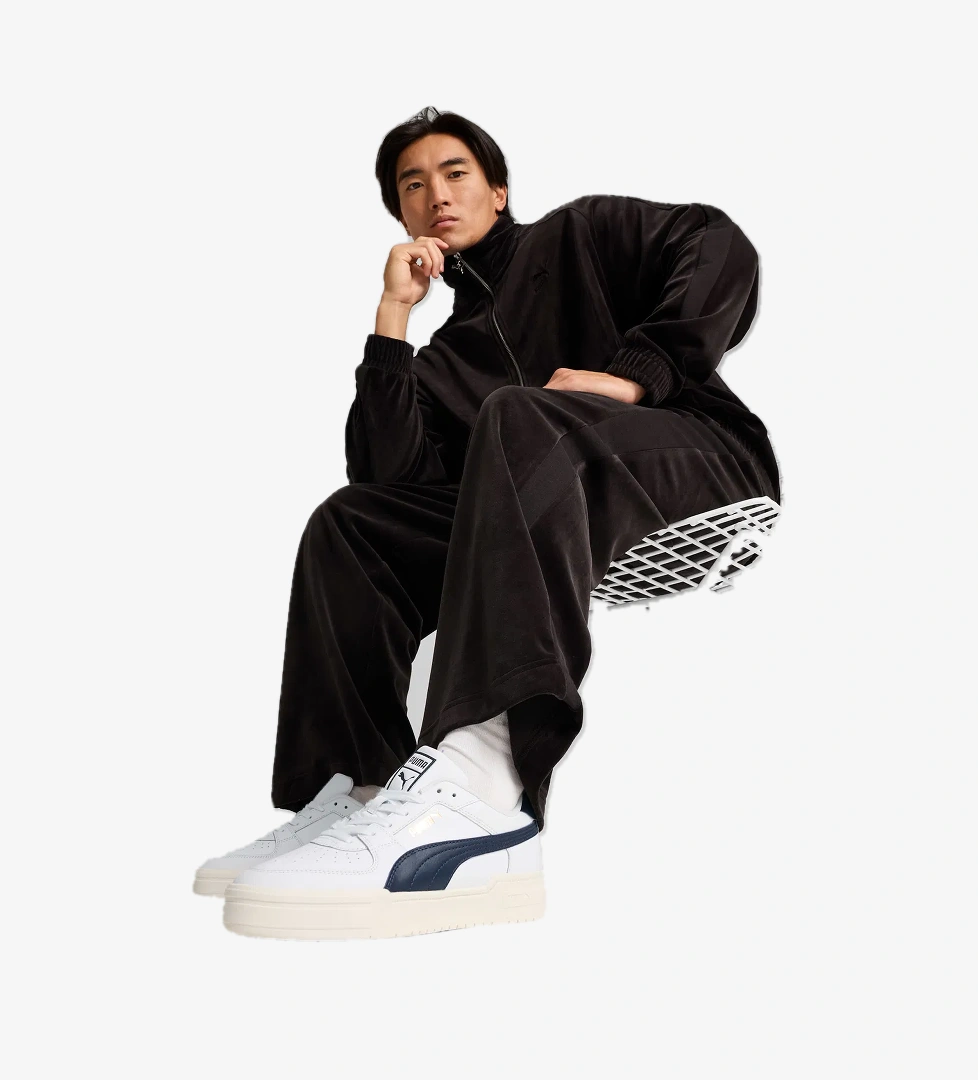 Puma Puma CA Pro Classic Erkek Beyaz Spor Ayakkabı model görseli