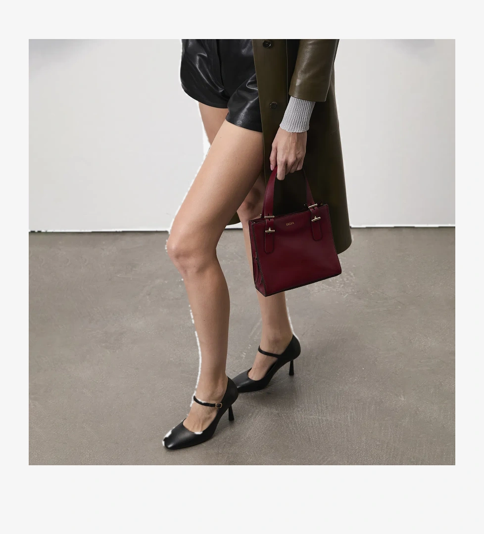 Desa Kadın Siyah Klasik Topuklu Deri Ayakkabı model görseli