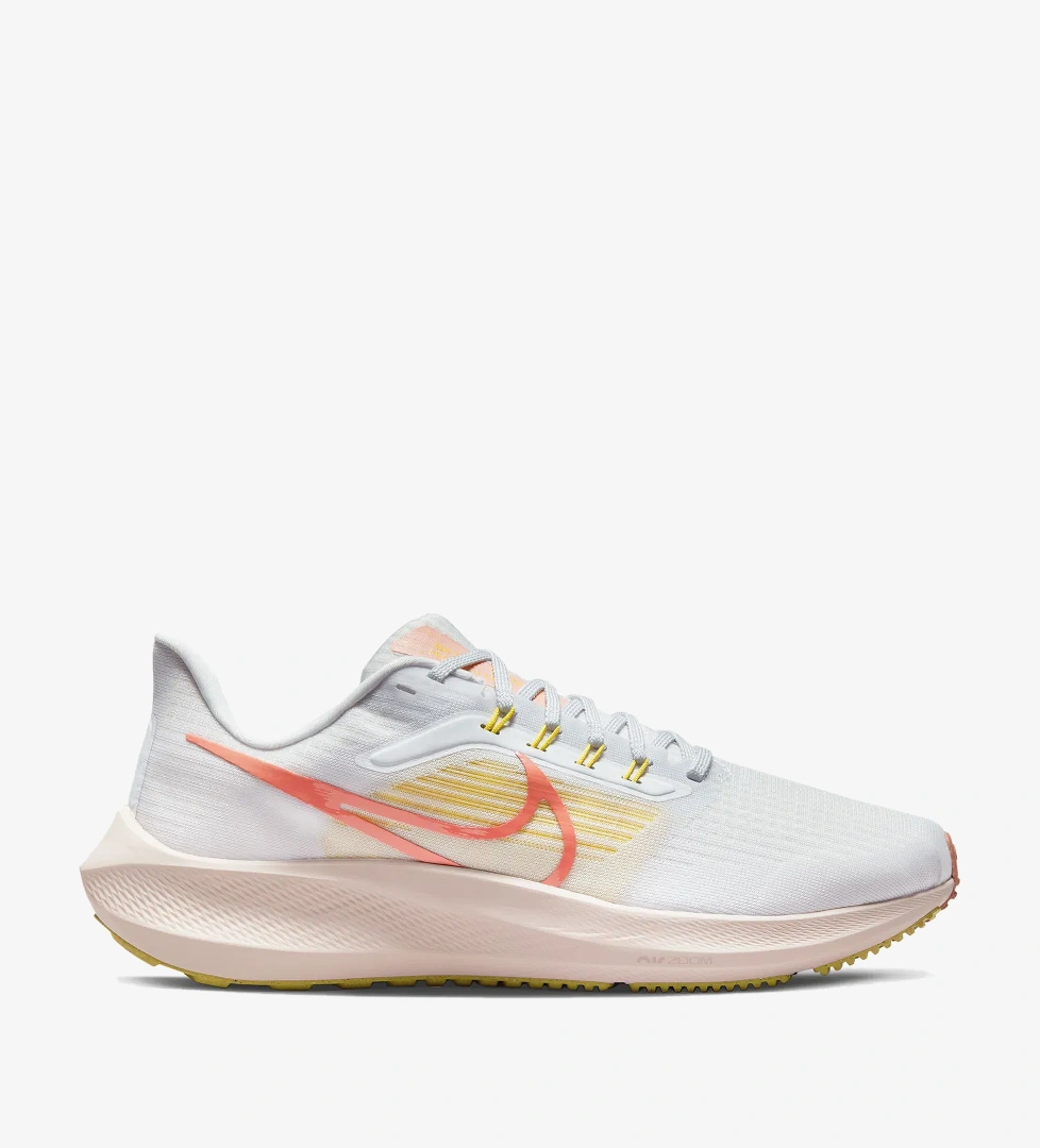 Nike Nike Air Zoom Pegasus 39 Kadın Mor Spor Ayakkabı model görseli