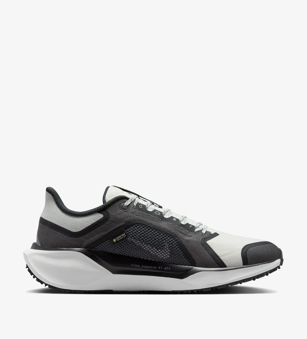 Nike Pegasus 41 GORE-TEX Erkek Siyah Spor Ayakkabı - Görsel 1