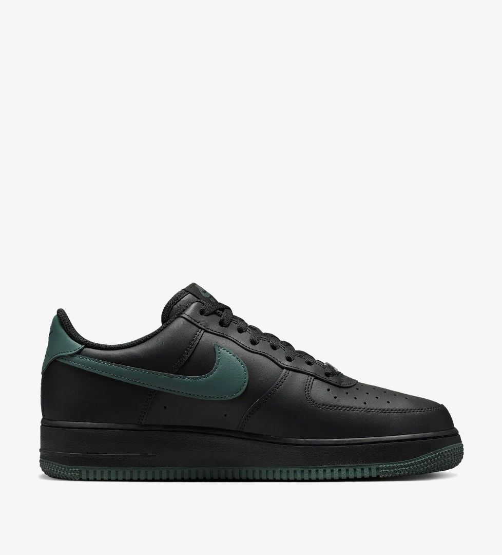 Nike Air Force 1 '07 Erkek Siyah Spor Ayakkabı - Görsel 1