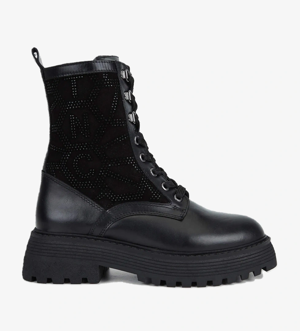 Tamer Tanca Tamer Tanca Kadın Hakiki Deri Siyah Deri Casual Bot model görseli