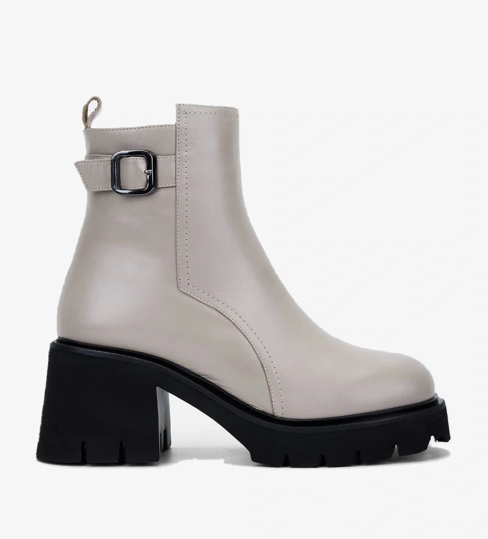 Tamer Tanca Tamer Tanca Kadın Hakiki Deri Kırık Beyaz Casual Bot model görseli