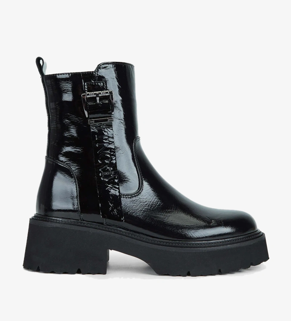 Tamer Tanca Tamer Tanca Kadın Hakiki Deri Siyah Rugan Casual Bot model görseli