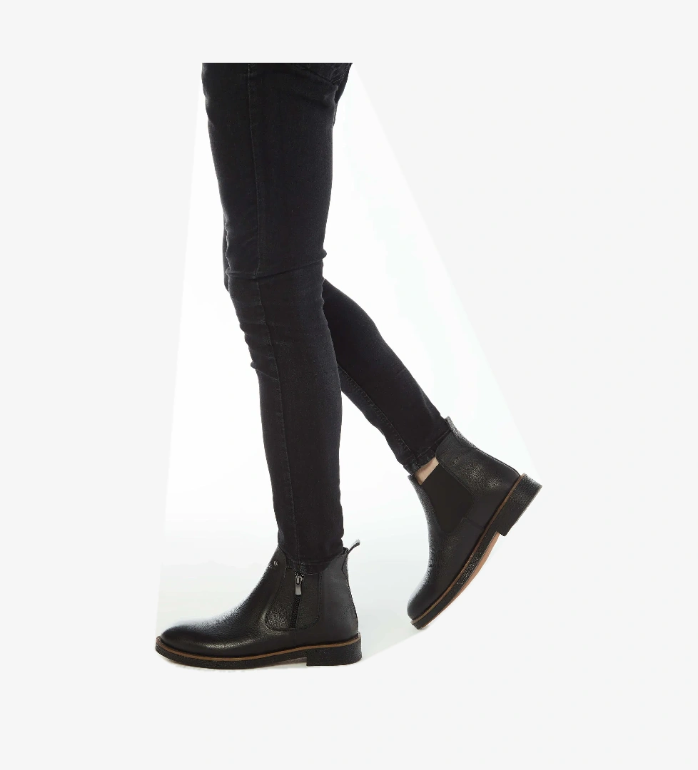 Tamer Tanca Tamer Tanca Erkek Hakiki Deri Siyah Floter Casual Bot model görseli