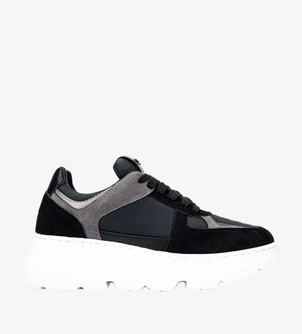 Tamer Tanca Tamer Tanca Kadın Hakiki Deri Siyah Sneakers &amp; Spor Ayakkabı model görseli