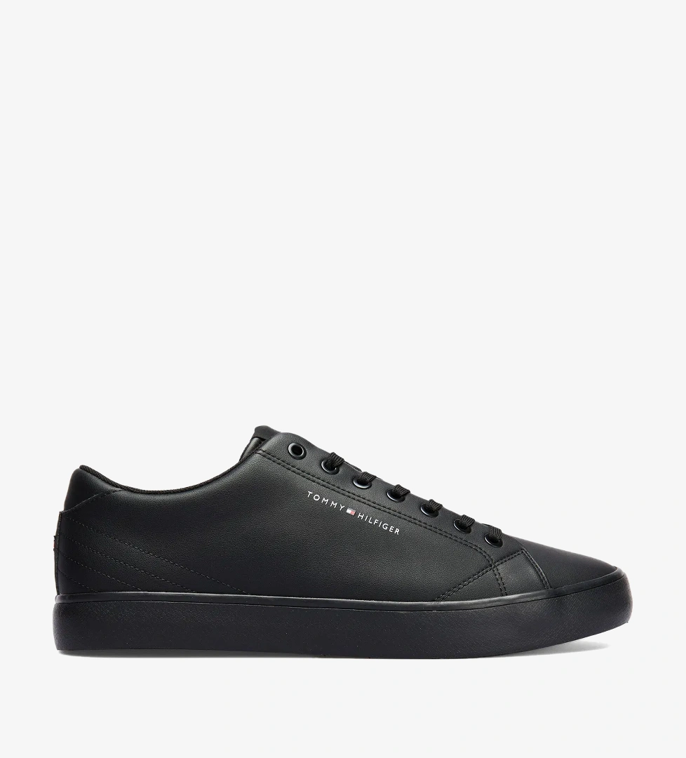 Tommy Hilfiger Tommy Hilfiger Core Low Leather Erkek Siyah Sneaker model görseli