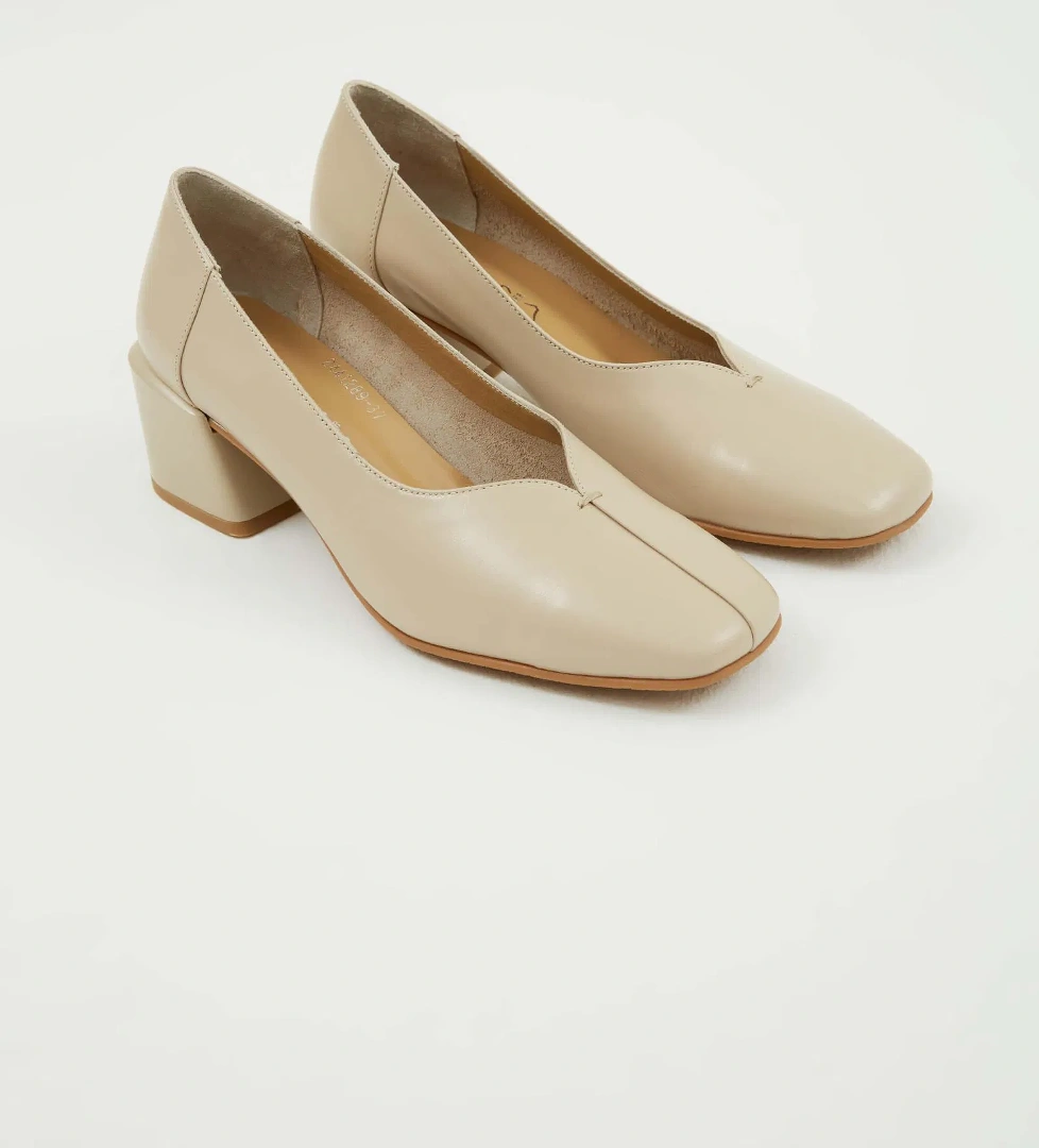 Tamer Tanca Tamer Tanca Kadın Hakiki Deri Bej Topuklu Ayakkabı model görseli