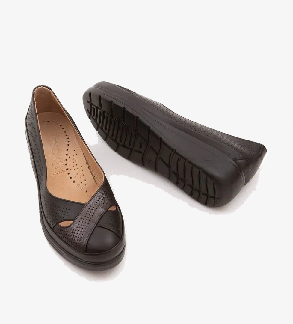 Tamer Tanca Tamer Tanca Kadın Hakiki Deri Siyah Comfort Ayakkabı model görseli